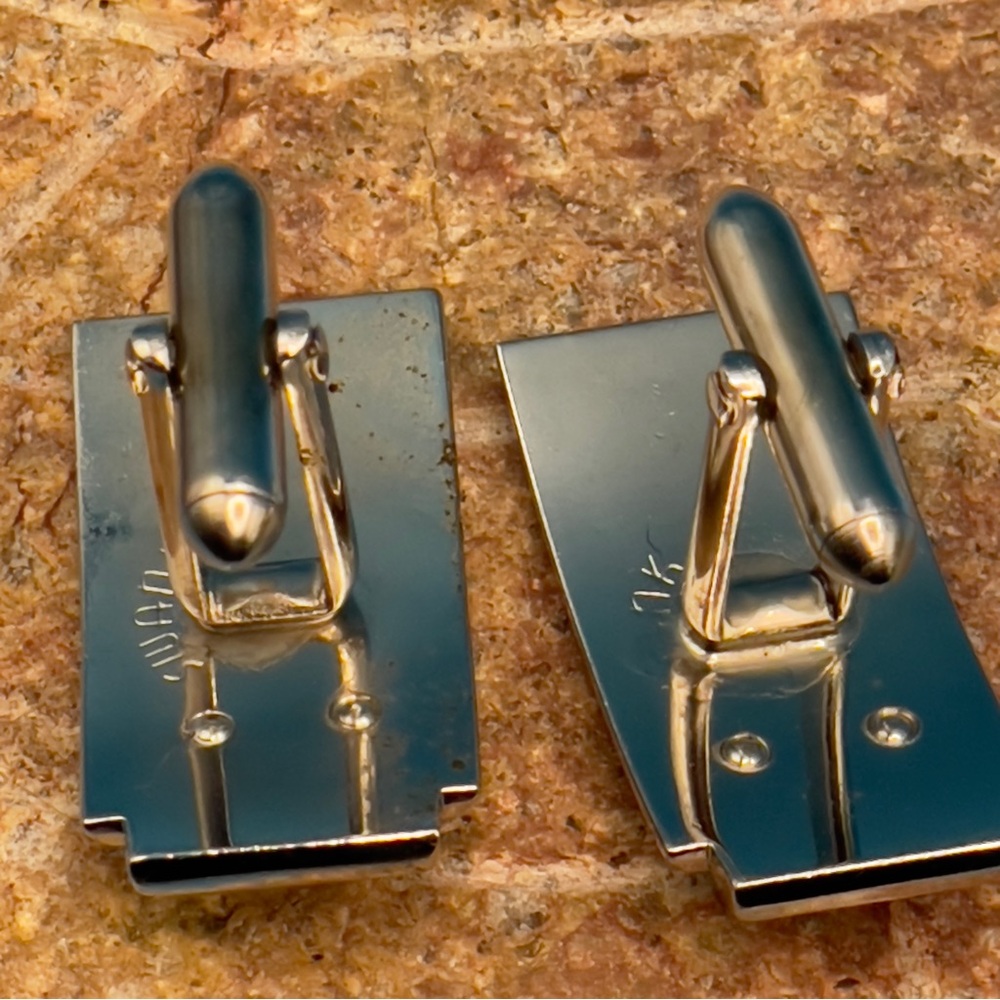 Vintage Swank Gold Tone Mother of Pearl Initial B Monogram Cufflinks 👔 - Picture 5 of 8
